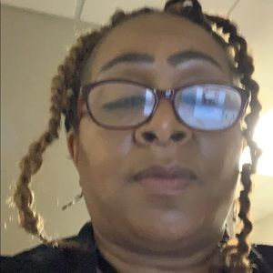 Meet your Posher, Nona